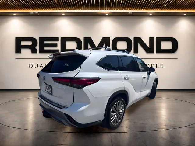 Used 2021 White Toyota Platinum image 8