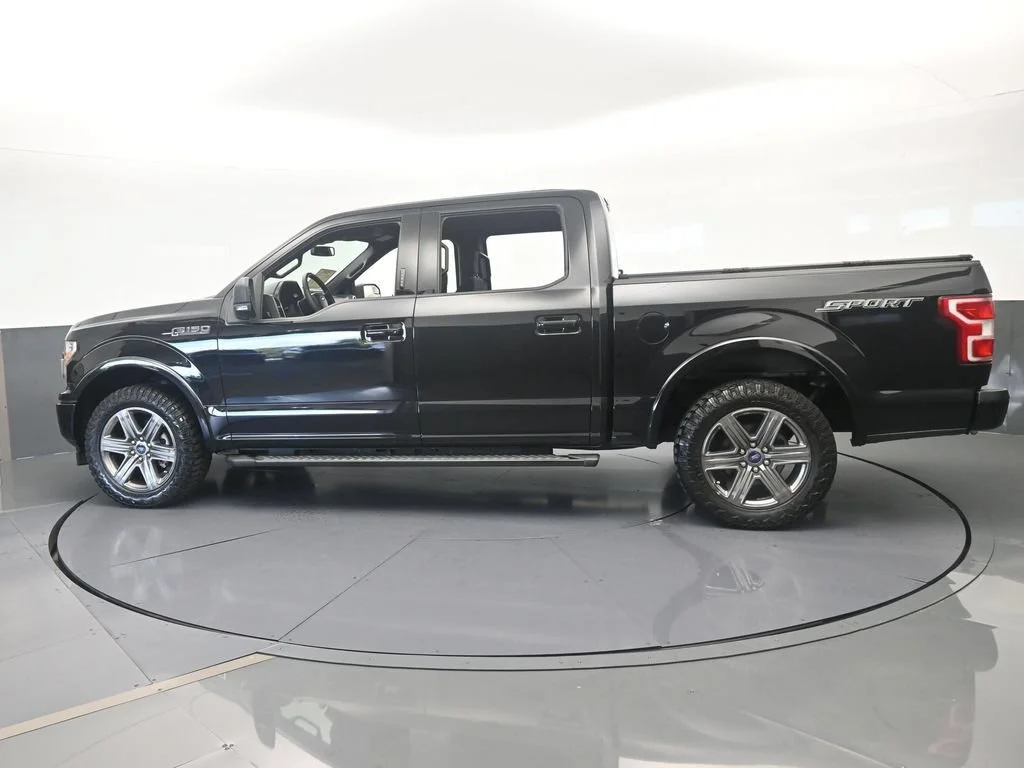 Used 2020 Black Ford XL image 3