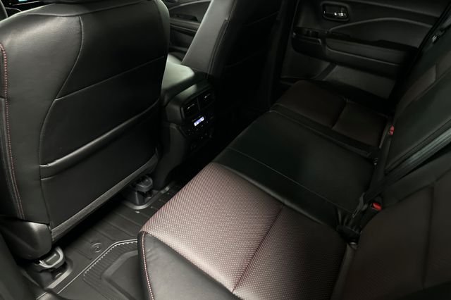 New 2026 Platinum White Pearl Honda Black Edition image 10