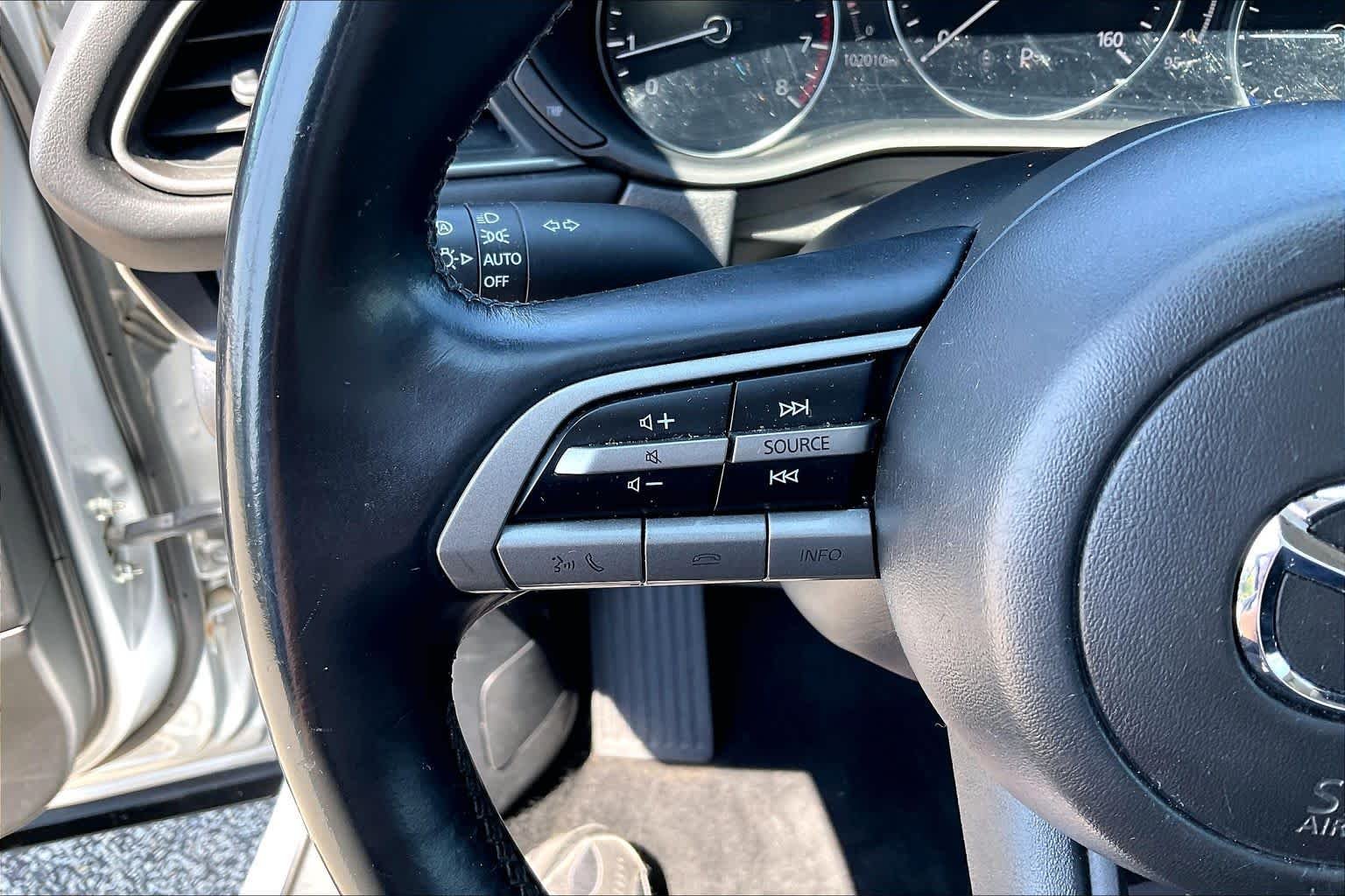 Used 2021 Sonic Silver Metallic Mazda Select image 22