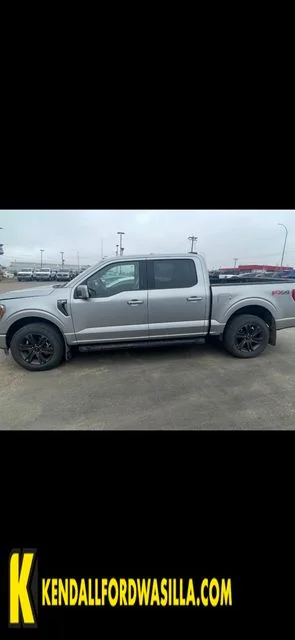 2023 Ford F-150 Lariat 4x4 SuperCrew 145 in's photo
