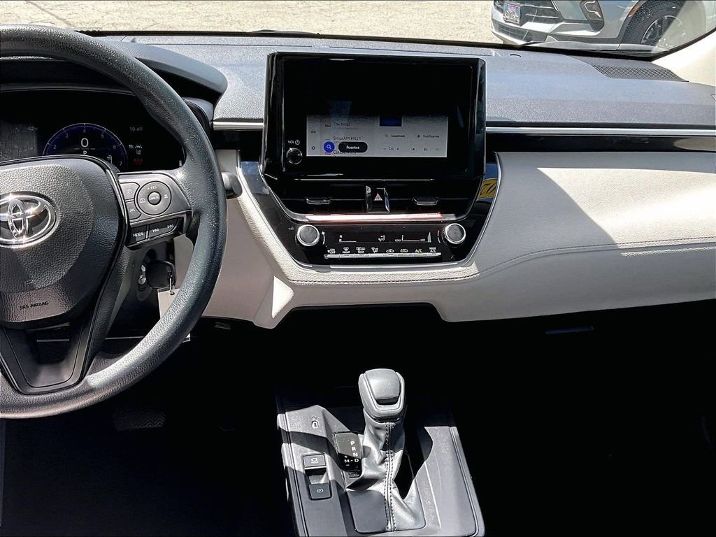 Used 2026 Beige Toyota L image 17