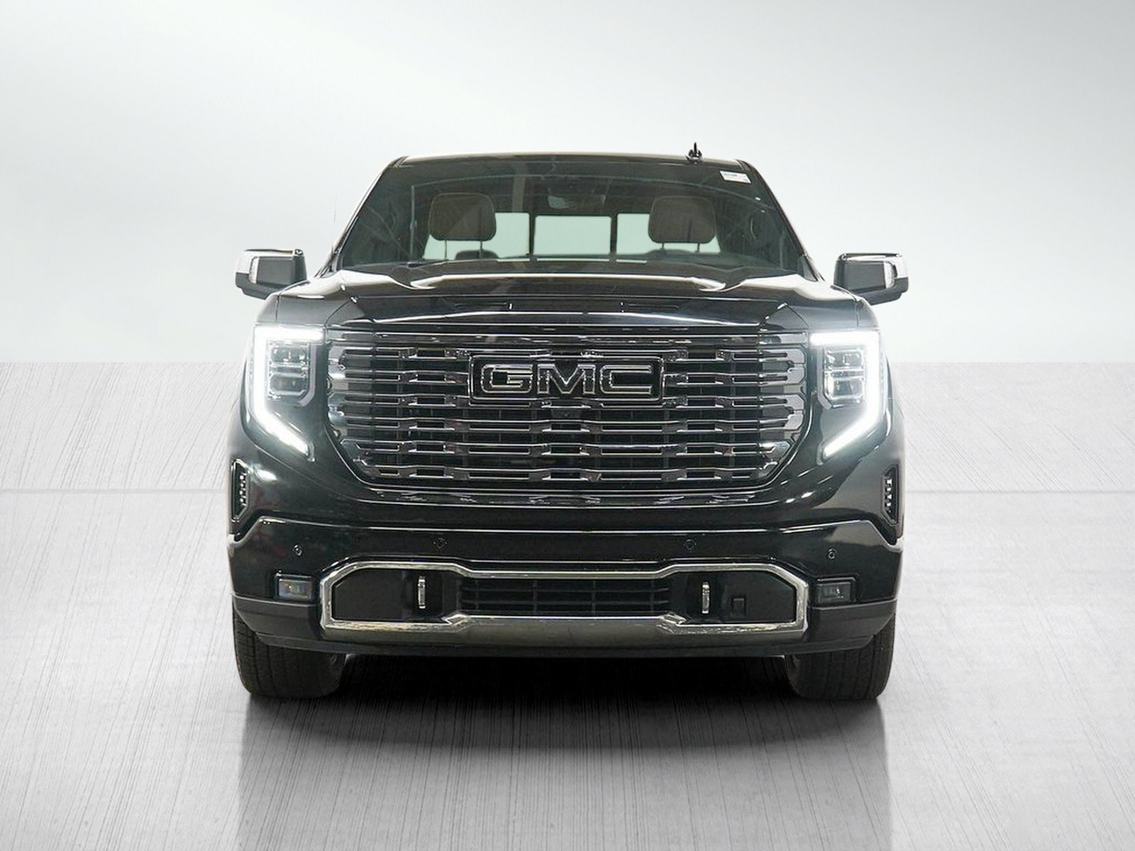 Used 2025 Black GMC Denali Ultimate image 8