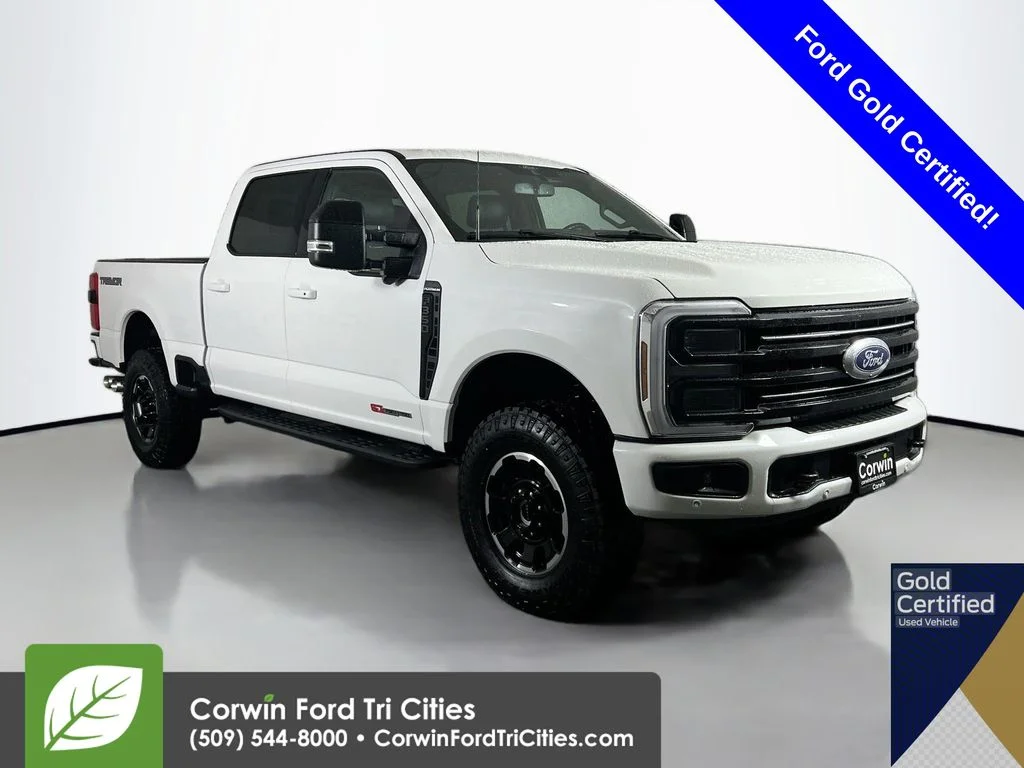 2025 Ford F-350 Platinum 4x4 Crew Cab 160 in SRW's photo