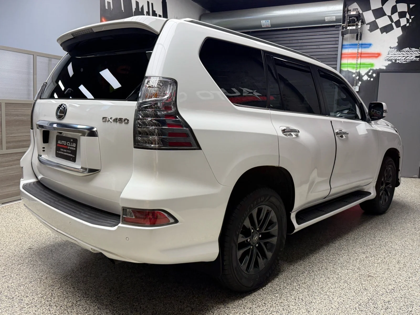 Used 2022 Starfire Pearl (077) Lexus PREMIUM image 5