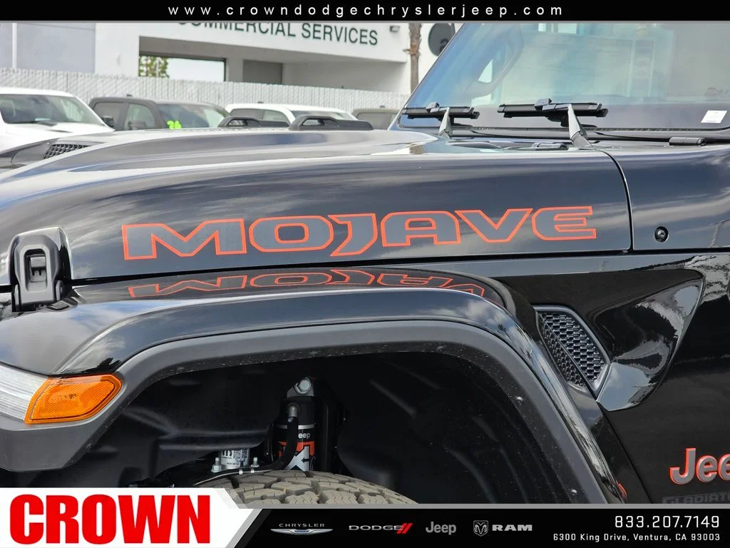 New 2026 Black Clear-Coat Exterior Paint Jeep Mojave X image 10
