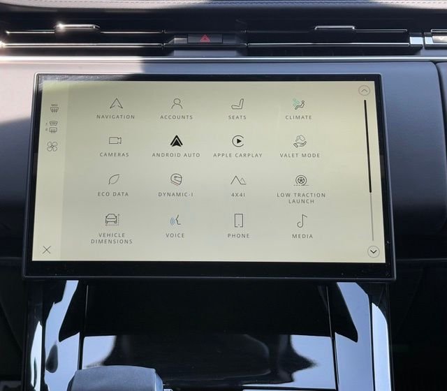 New 2026 Fuji White Land Rover Dynamic SE image 20