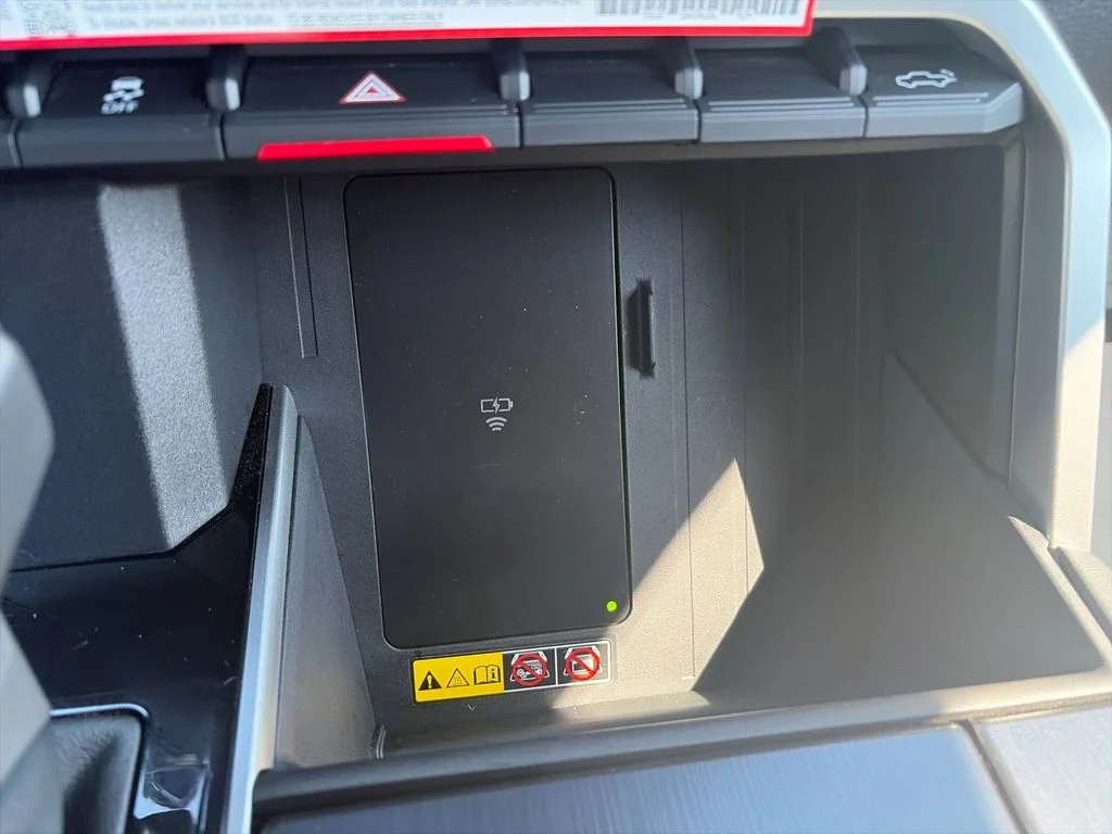 Used 2025 Silver Toyota Platinum image 35
