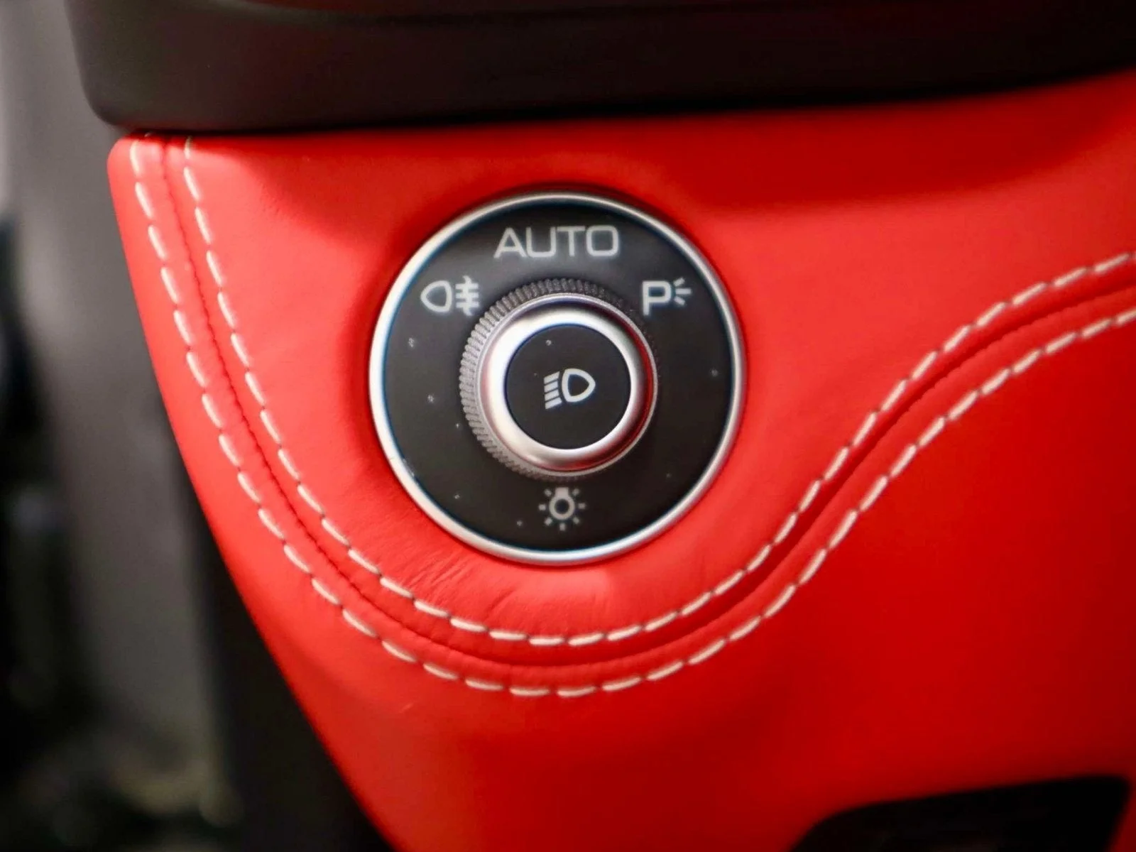 Certified Used 2019 Argento Nurburgring Ferrari  image 25
