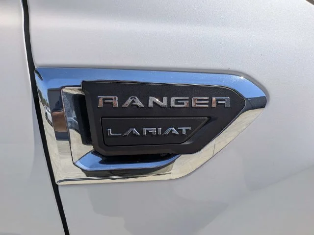 Used 2019 White Ford Lariat image 12