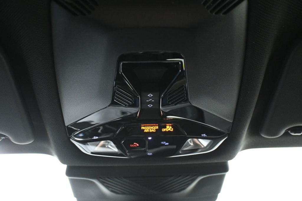 New 2026 Jet Black BMW xDrive28i image 21