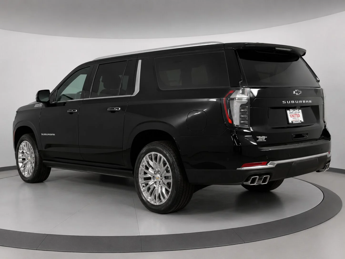 New 2026 Black Chevrolet High Country image 3
