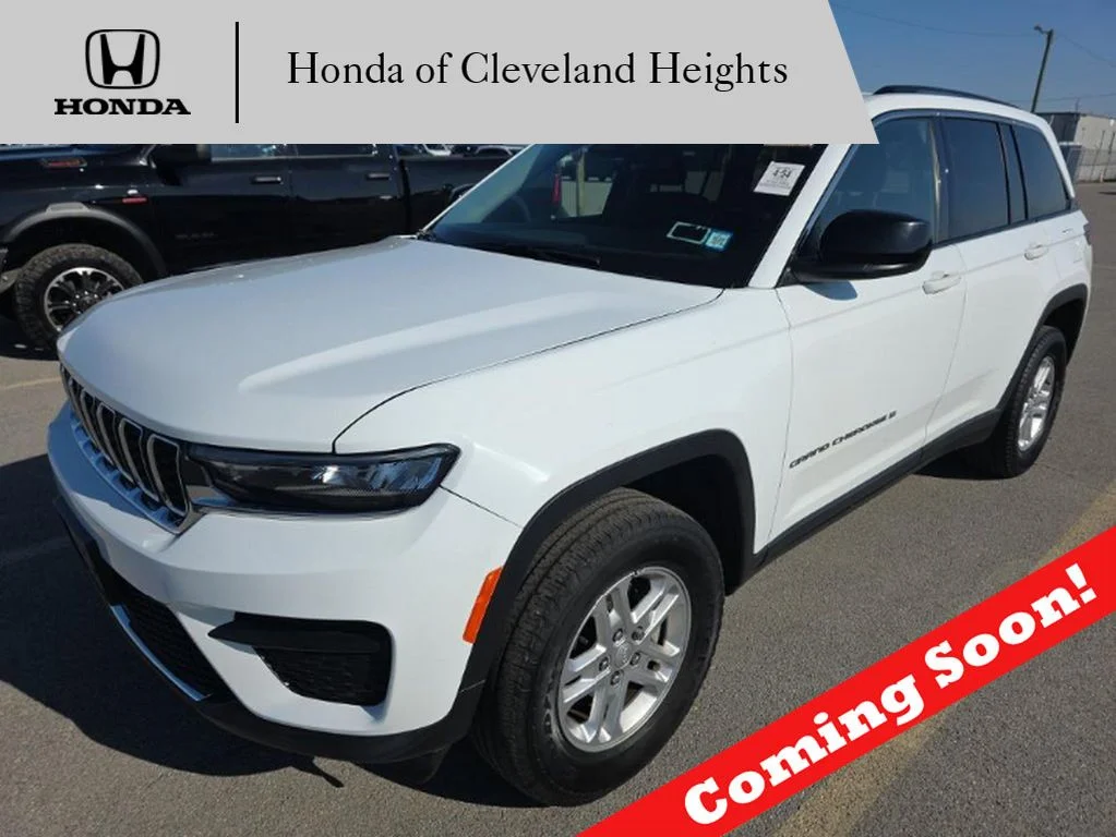 2023 Jeep Grand Cherokee Laredo 4x4's photo