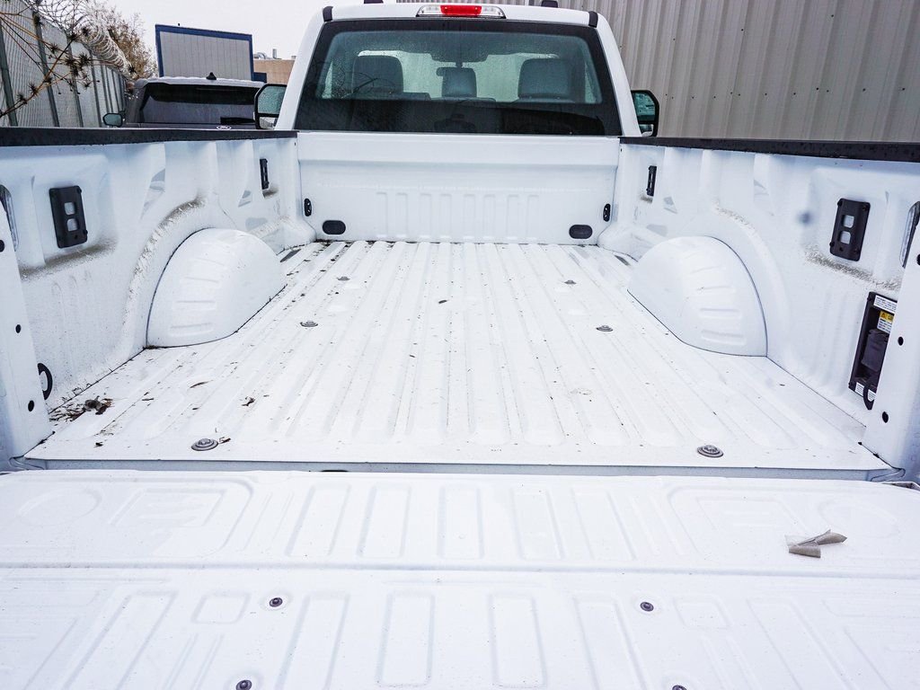 New 2024 Oxford White Ford XL image 24