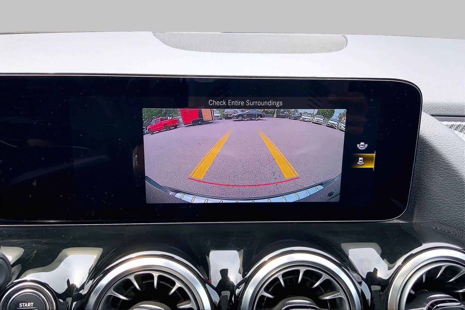 Used 2023 Night Black Mercedes-Benz GLA 250 image 28