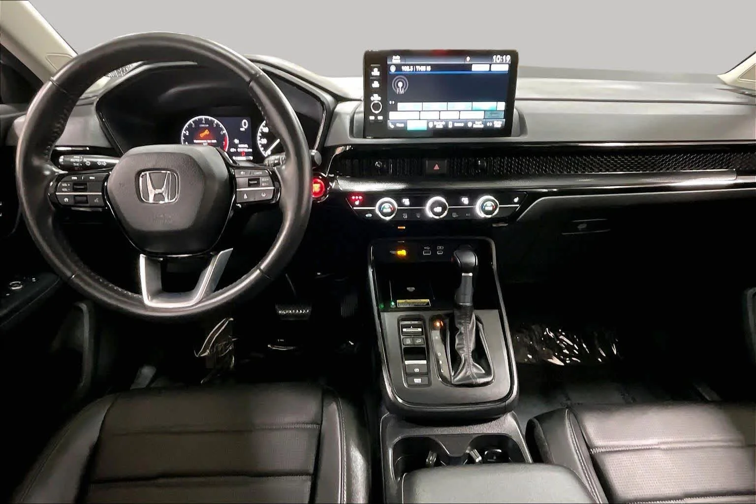 Used 2025 Solar Silver Metallic Honda EX-L image 16