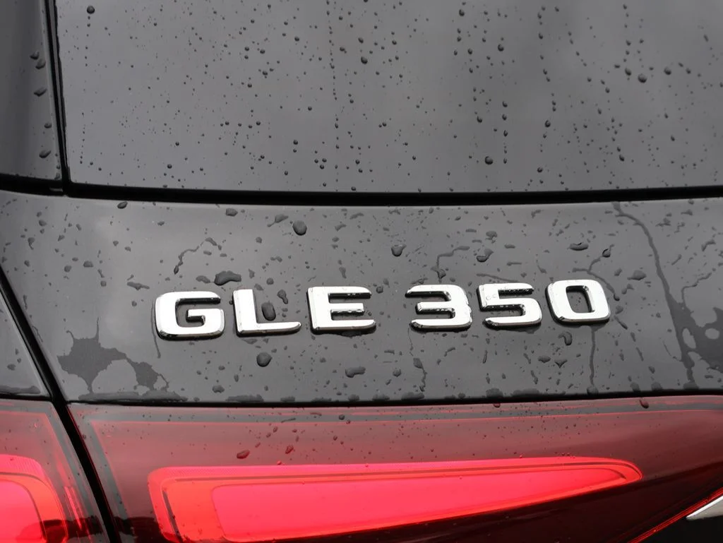 Used 2025 Obsidian Black Metallic Mercedes-Benz GLE 350 image 8