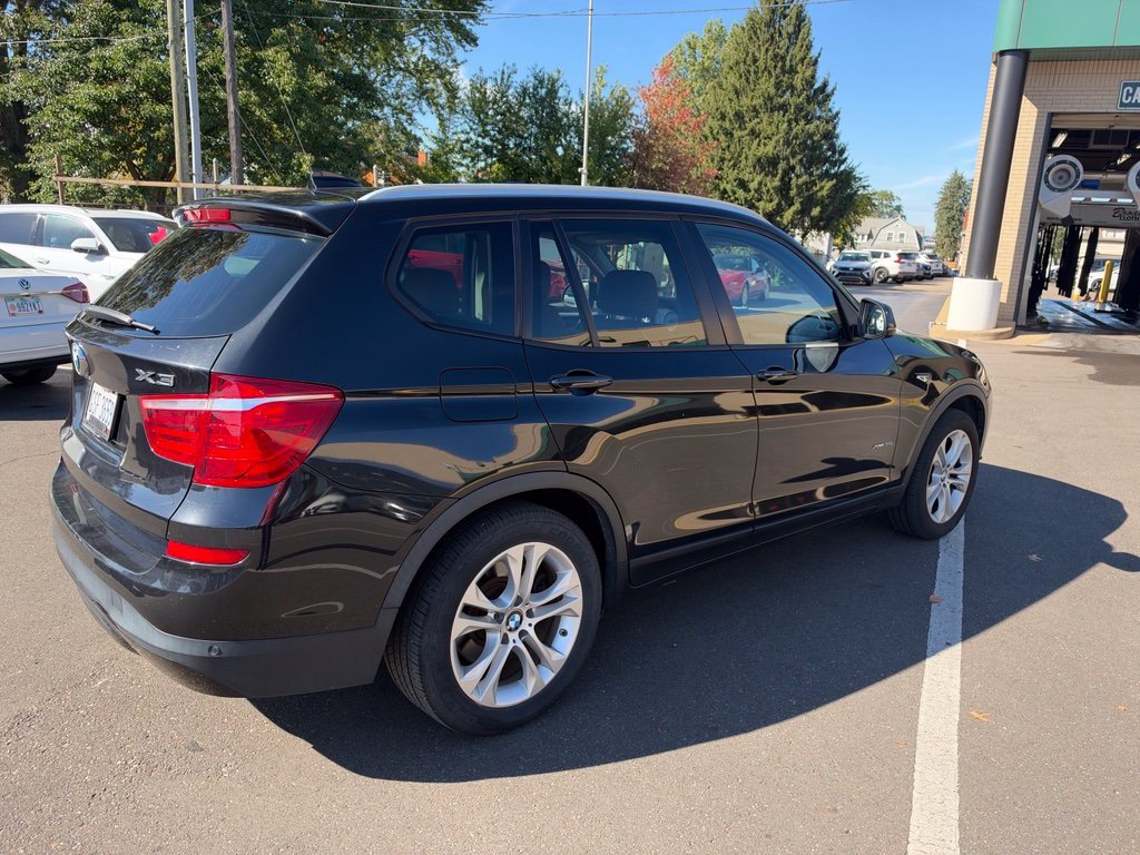 Used 2015 Black BMW xDrive35i image 4