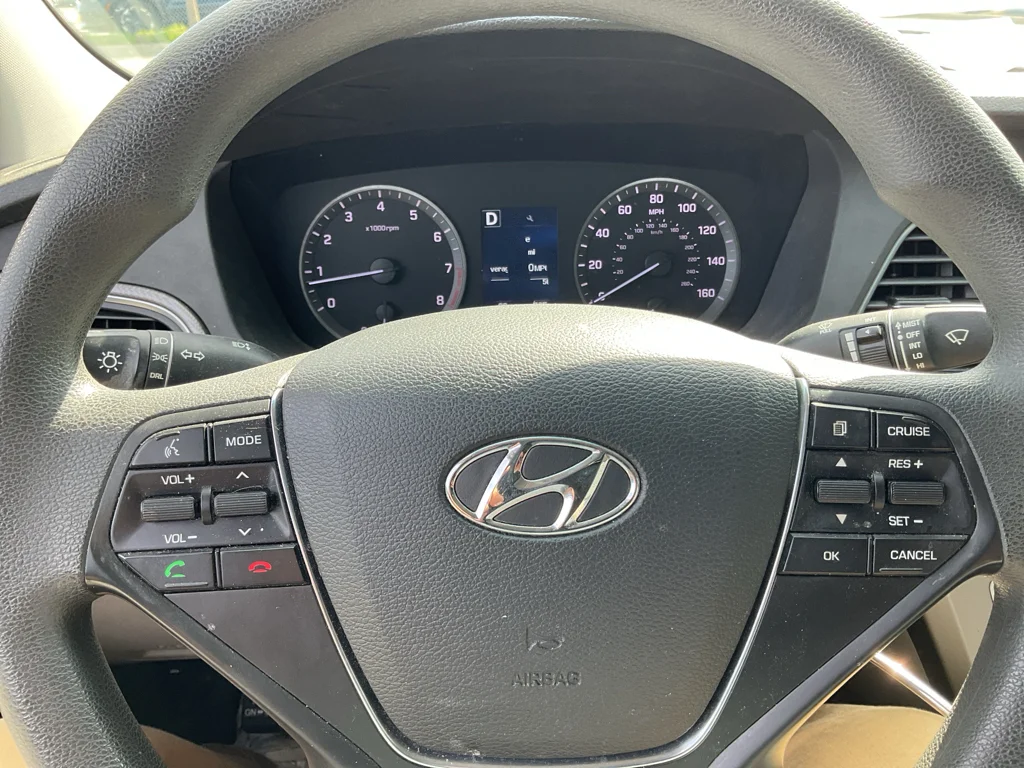 Used 2017 Symphony Silver Hyundai 2.4L image 17