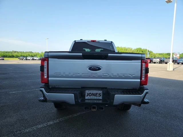 Used 2023 Silver Ford XL image 24