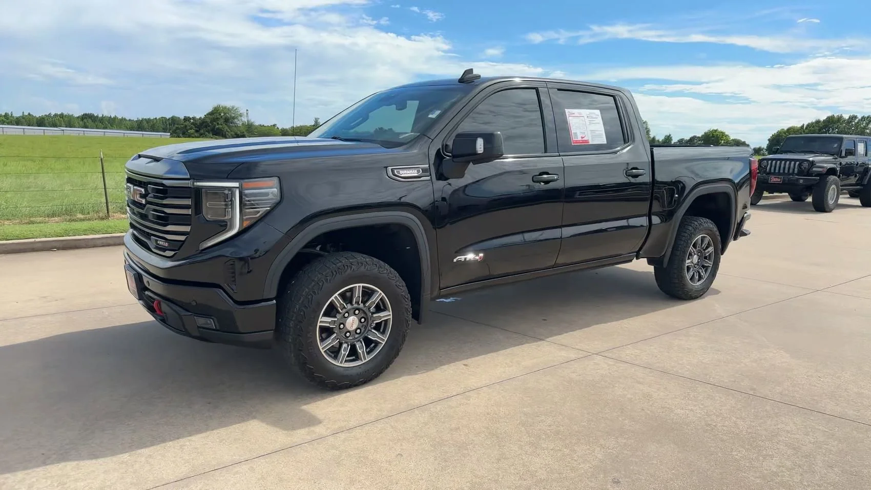 Used 2024 Onyx Black GMC AT4 image 5