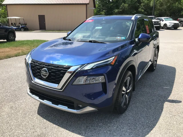 Certified Used 2021 Caspian Blue Metallic Nissan Platinum image 3
