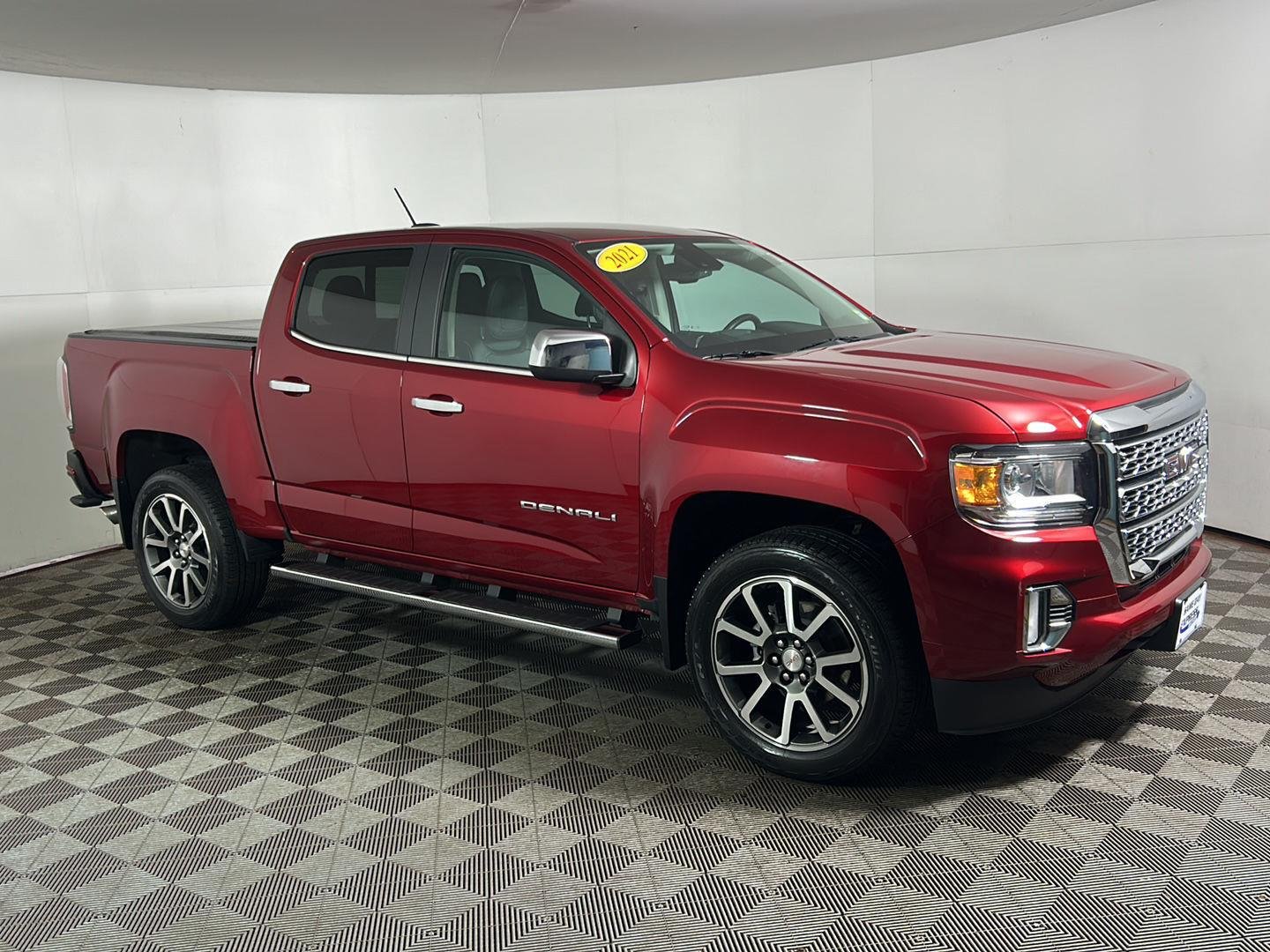 Used 2021 Cayenne Red Tintcoat GMC 4WD Denali image 5