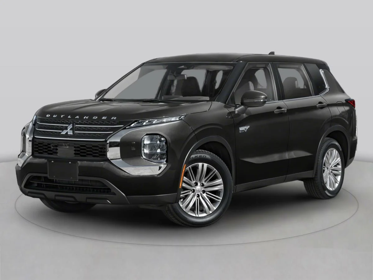 2024 Mitsubishi Outlander Plug-in Hybrid SEL S-AWC's photo