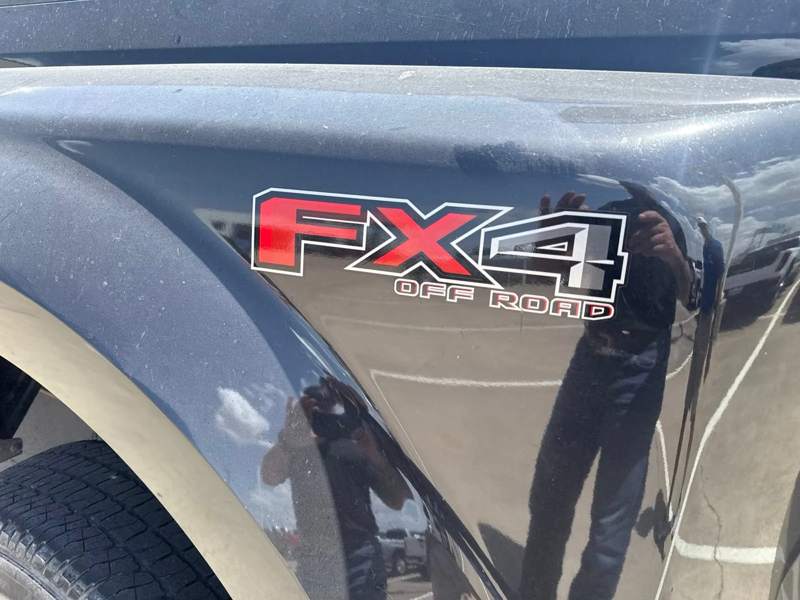Used 2019 Black Ford Platinum image 11