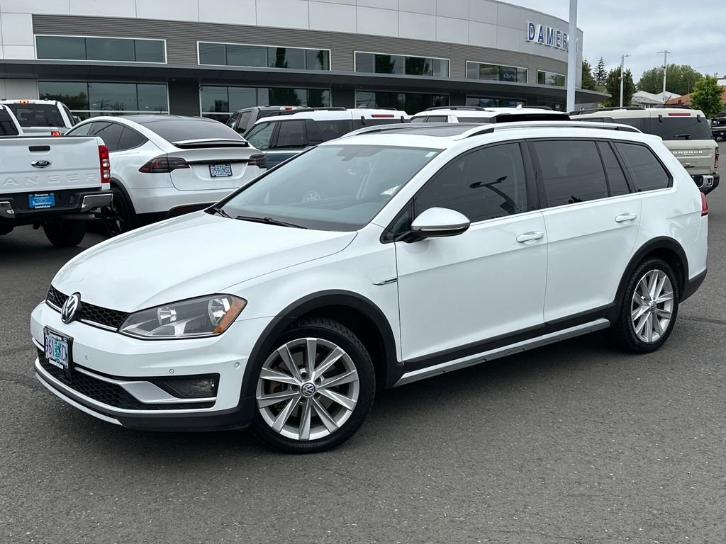 2017 Volkswagen Golf Alltrack TSI SE 4Motion DSG's photo