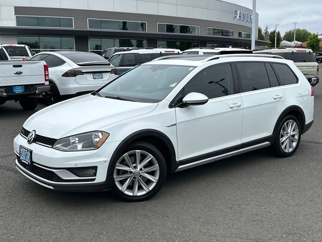 2017 Volkswagen Golf Alltrack TSI SE