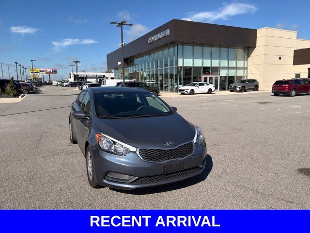 Used 2016 Blue Kia LX image 3