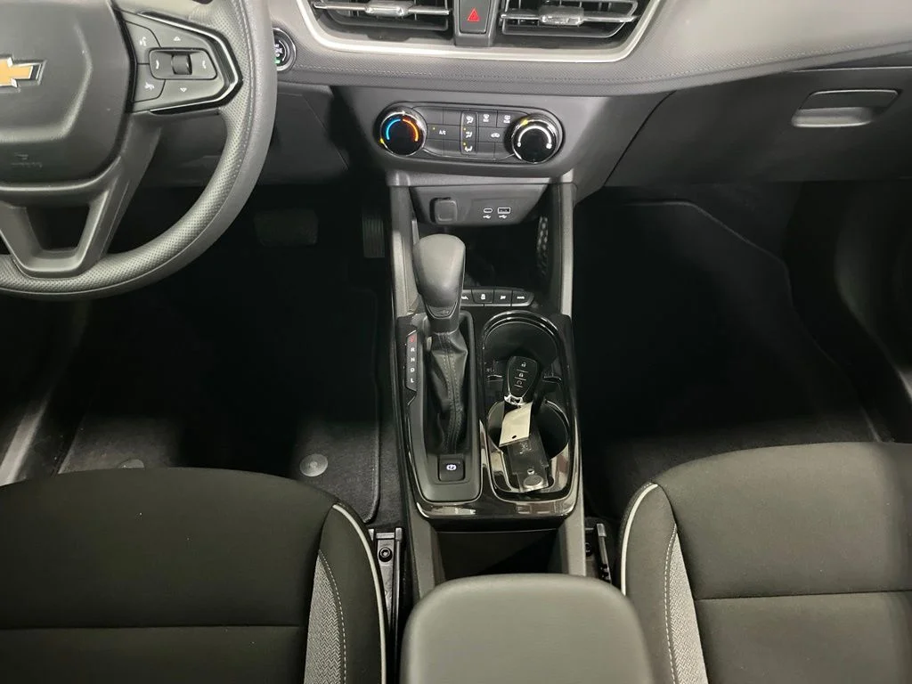 Used 2025 Gray Chevrolet LS image 10