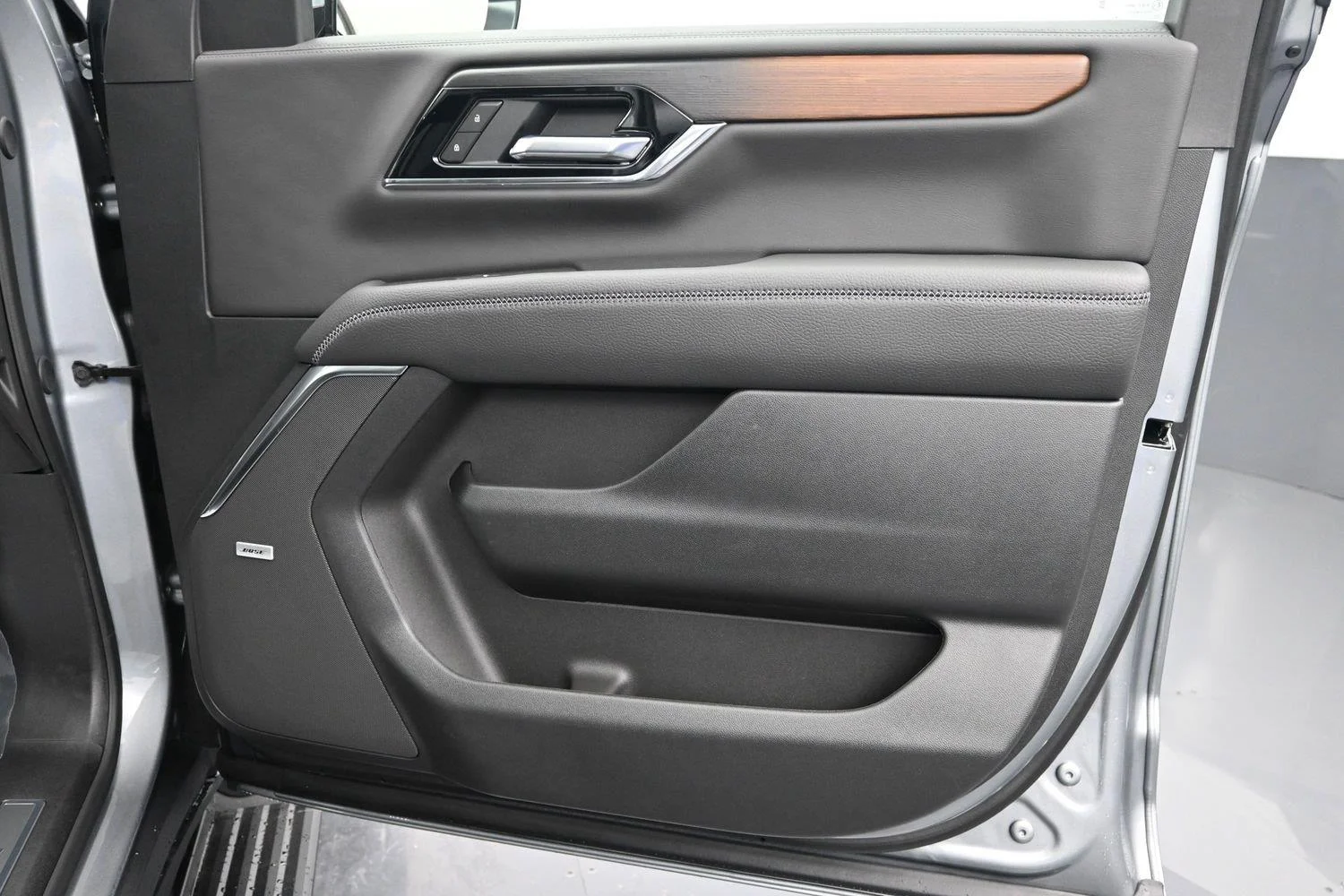 2026 GMC Yukon XL Denali - Photo 10