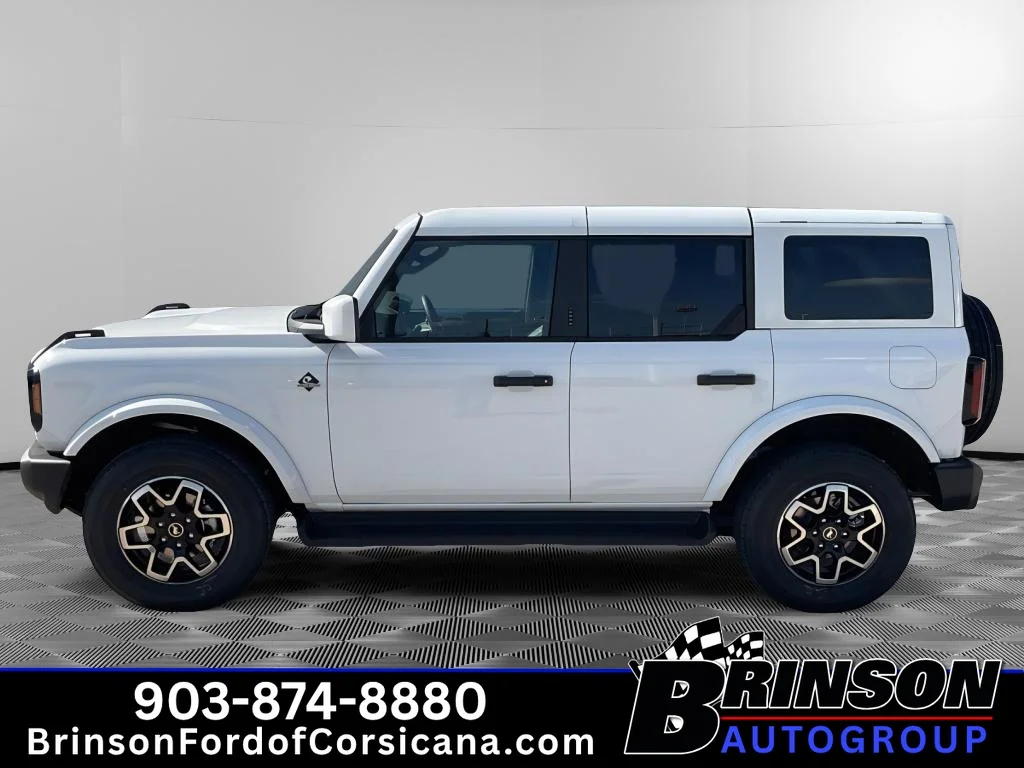 New 2026 White Ford Outer Banks image 3