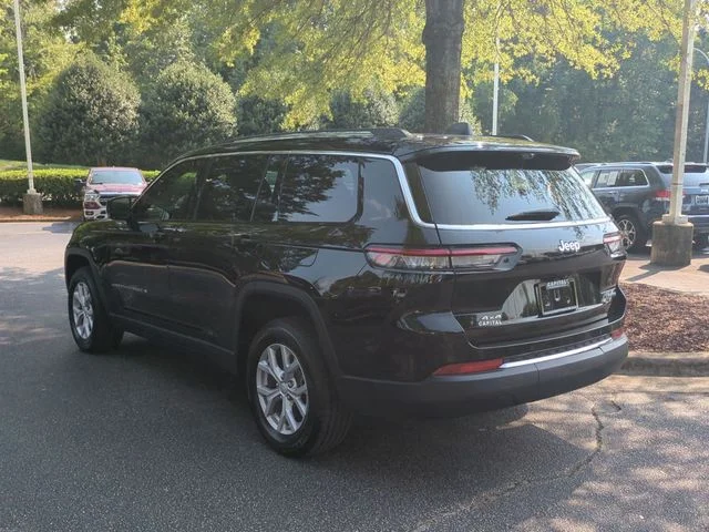 Used 2023 Black Jeep Limited image 3