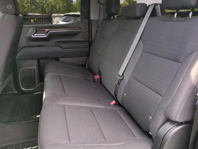 Used 2023 White Chevrolet LT image 22