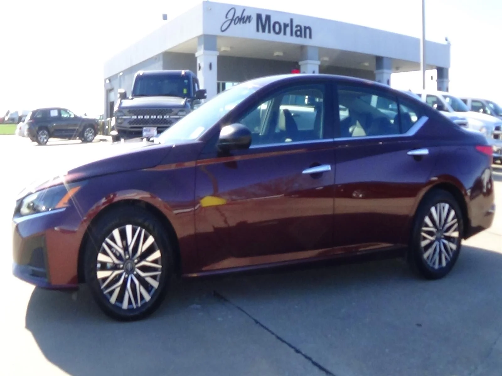 Certified Used 2025 Garnet Pearl Metallic (nca) Nissan 2.5 SV image 1
