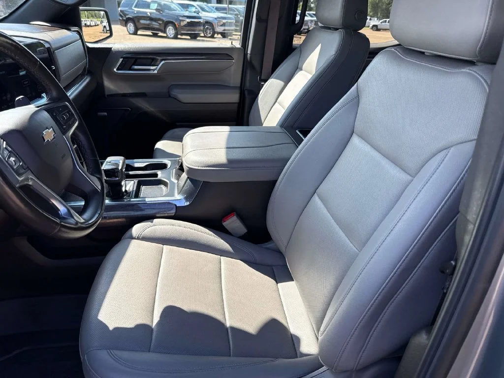 Used 2024 Gray Chevrolet LTZ image 22