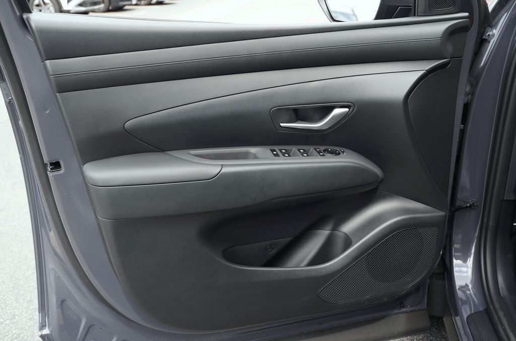New 2026 Ecotronic Gray Hyundai SE image 25