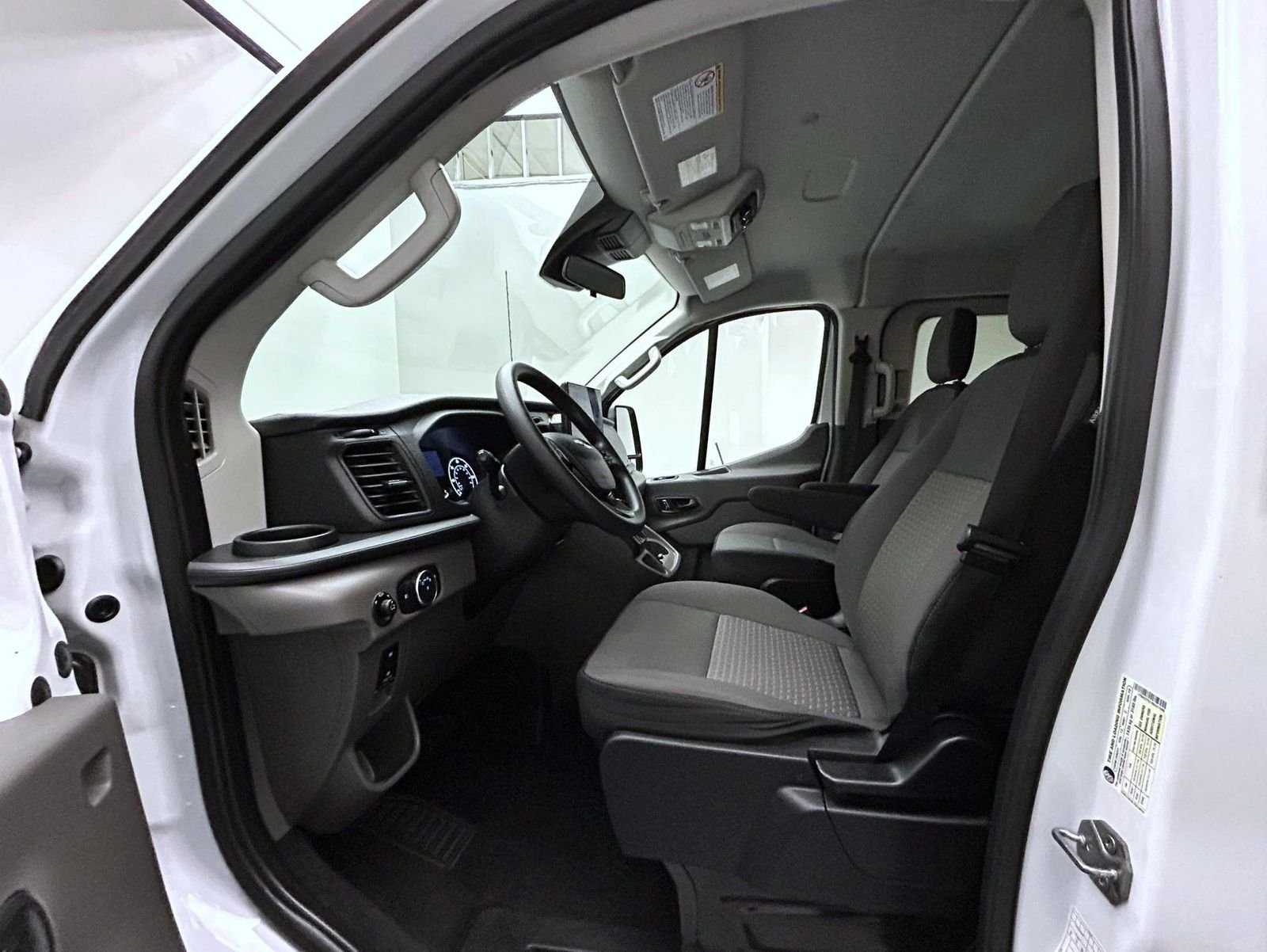 Used 2024 White Ford XLT image 10