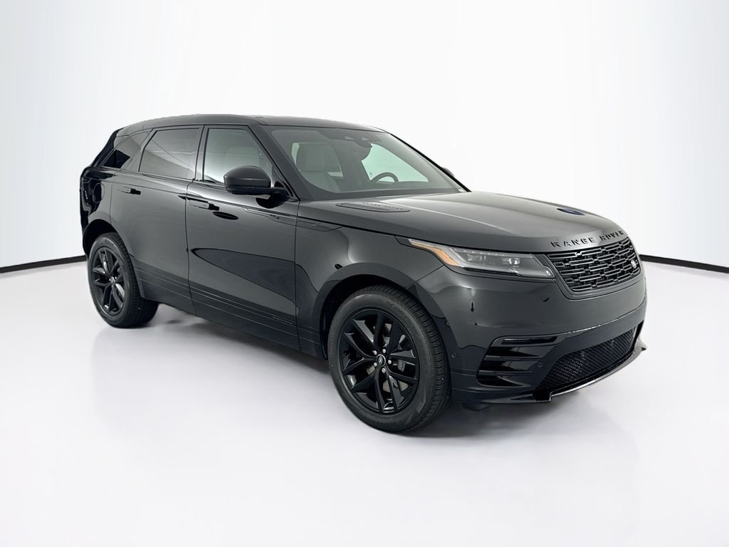 New 2026 Santorini Black Land Rover Belgravia Edition image 3