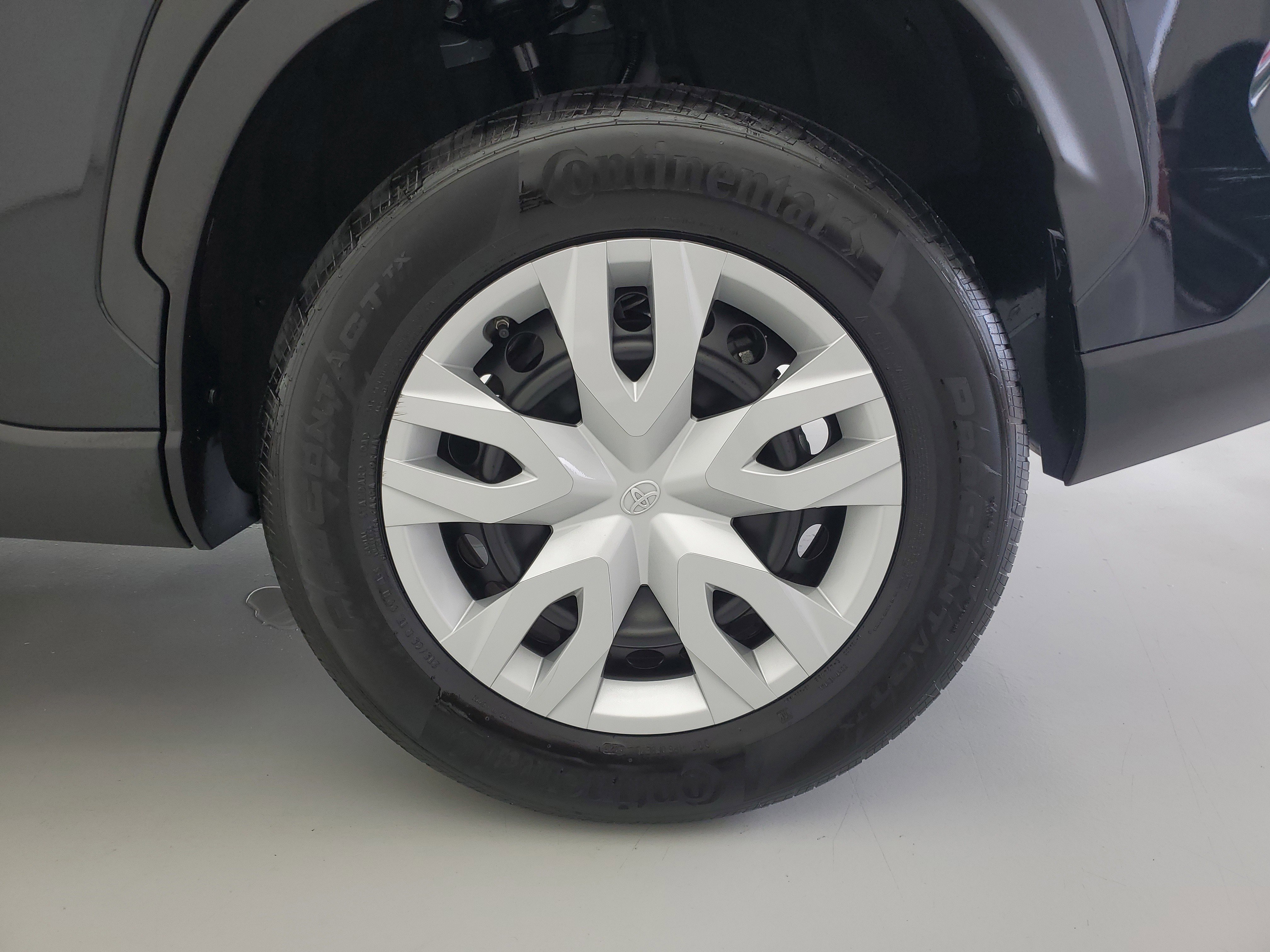 Used 2025 Jet Black Toyota L image 11