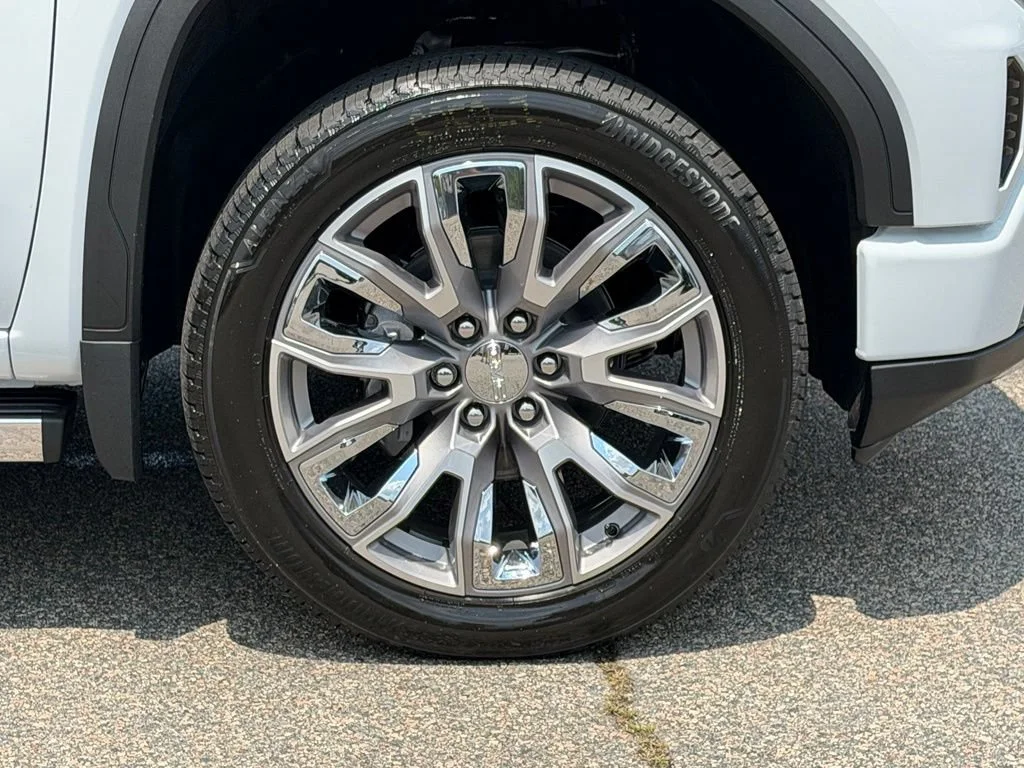 New 2026 Glacier White Tricoat GMC Denali image 26