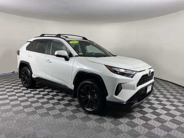 2024 Toyota RAV4 Hybrid SE