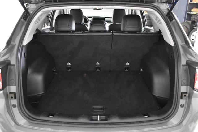 Used 2022 Gray Jeep Limited image 17