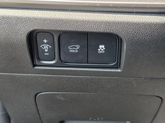 Used 2025  Kia EX image 29