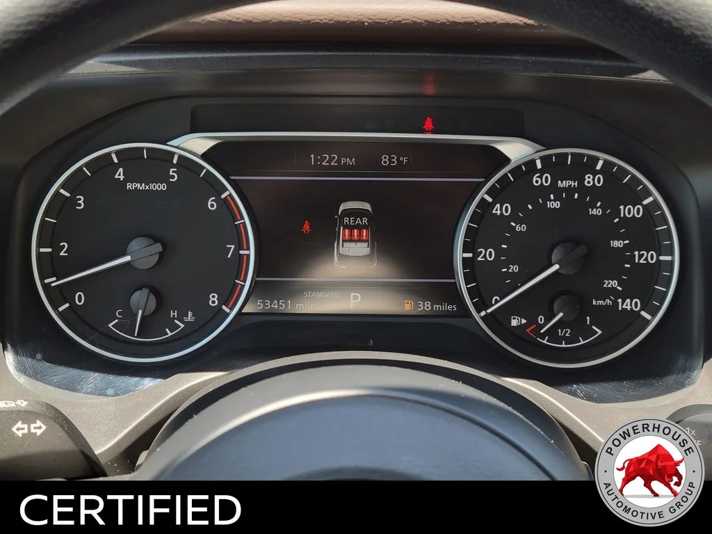Used 2023 White Nissan S image 32