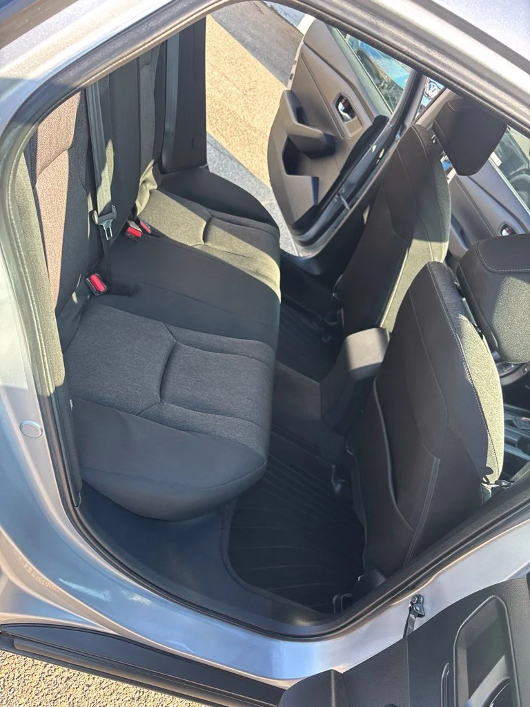Used 2023 Silver Honda LX image 25