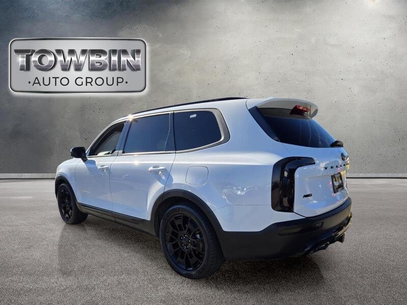 Used 2021 White Pearl KIA SX AWD image 6